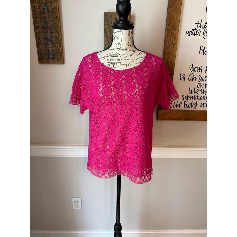 Chico's Women's Medallion Open Crochet Lace Weave Short Sleeve Top Pink Size 1